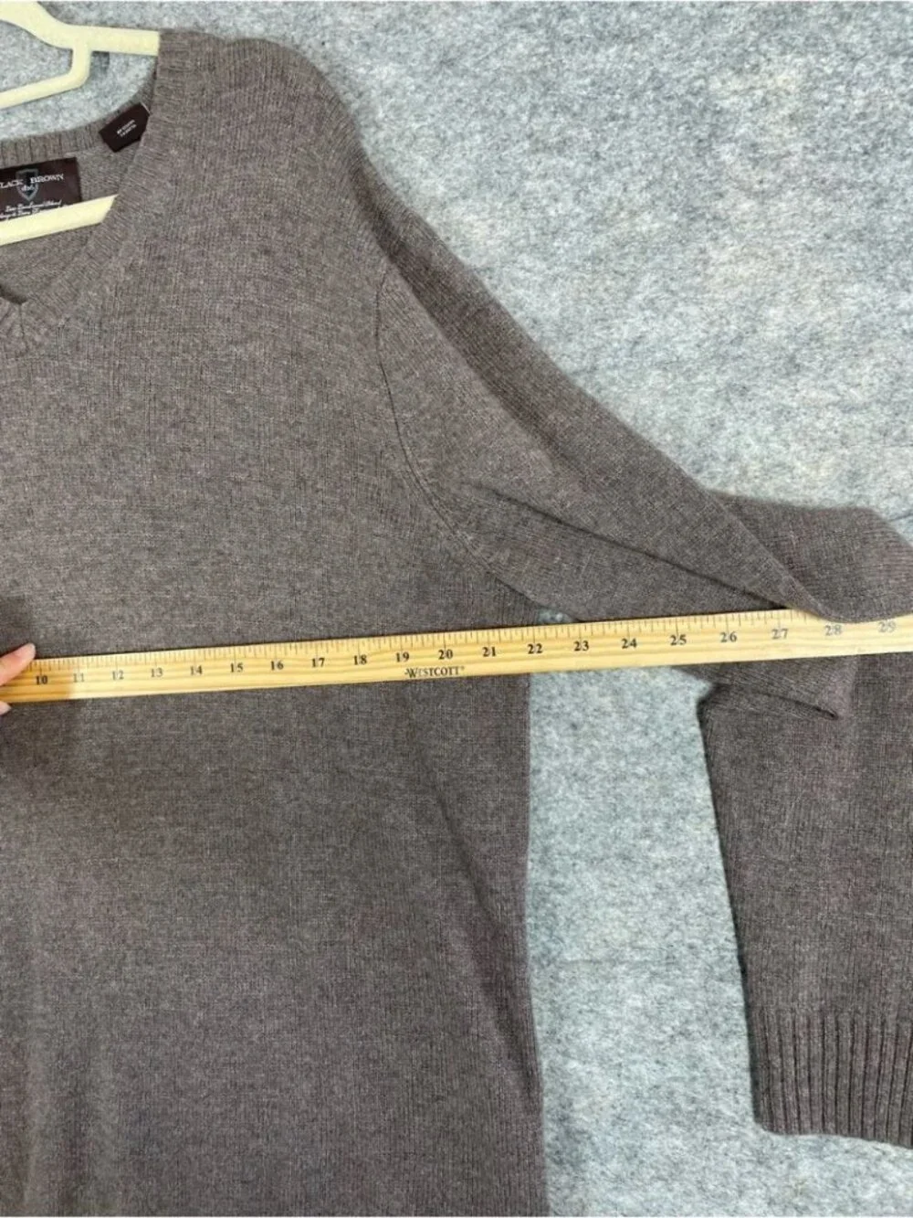 Black Brown 1826 Lambswool Blend V-Neck Sweater Brown Large Classic Casual Fall